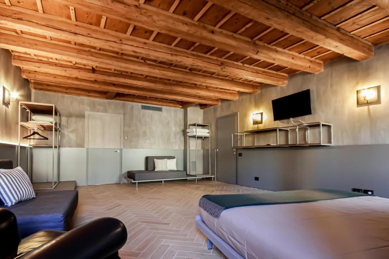 Апартаменты Residenza Buglioni Piazza Erbe Верона Экстерьер фото
